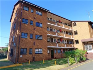 1 Bed Flat in Illovo Beach