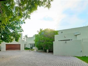 6 Bed House in Kelvin