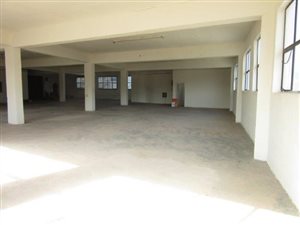 650 m² Commercial space in Briardene