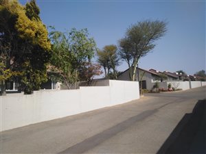 2 Bed Townhouse in Randpark Ridge