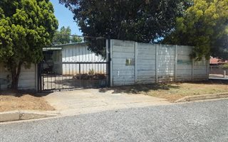 3 Bedroom House in Westdene