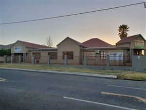 Commercial space in Bethlehem Central