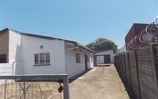 2 Bedroom House in Merebank
