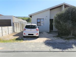 2 Bed House in Lentegeur