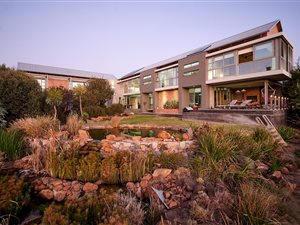 4 Bed House in Waterfall Country Estate