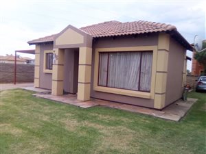 3 Bed House in Rosslyn