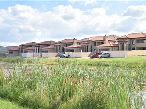 4 Bed House in Blue Hills