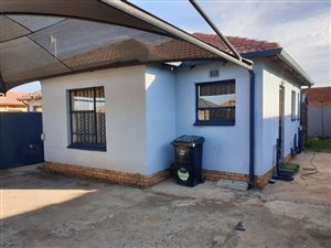 2 Bed House in Riverlea