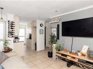 2 Bed House in Kirstenhof