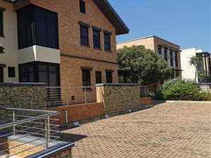 247 m² Office Space in Hazeldean (Silverlakes Surroundings)
