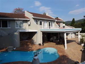 5 Bed House in Lester Park
