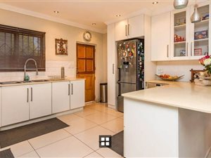 3 Bed House in Noordwyk