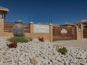 3 Bed House in Kamma Heights