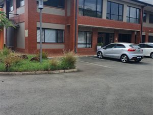 116 m² Commercial space in Hilton