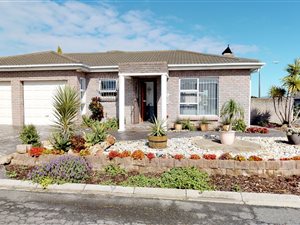 3 Bed Townhouse in Rouxville