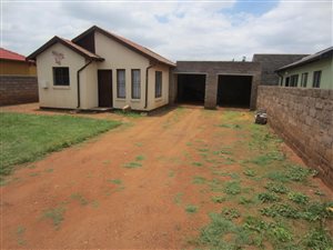 2 Bed House in Protea Glen