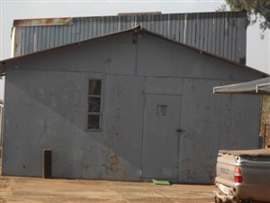 Industrial space in Ophir AH