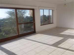 2 Bed Apartment in Clarendon