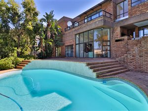 5 Bed House in Paarl