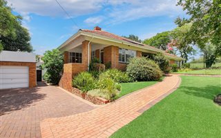 3 Bedroom House in Waterval Estate