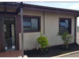 2 Bed Simplex in Richards Bay Central