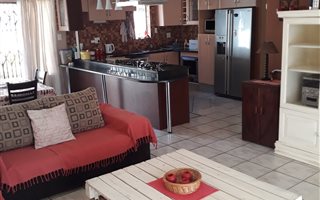 3 Bedroom Townhouse in Boschdal