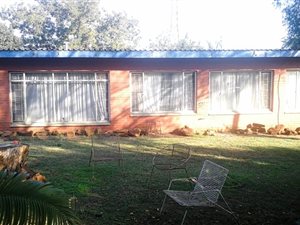 4 Bed House in Villieria