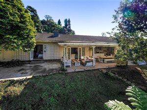 4 Bed House in Hillcrest Park