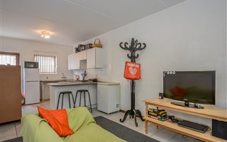 2 Bedroom Apartment in Klein Welgevonden