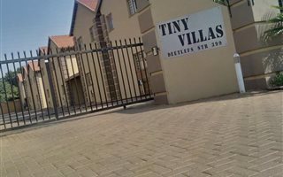 3 Bedroom Duplex in Wolmer