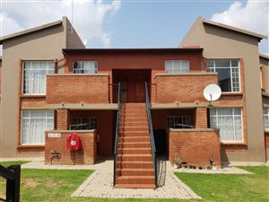 2 Bed Apartment in Honeydew