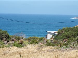 763 m² Land available in Vlees Bay
