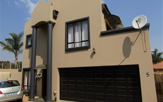 3 Bedroom House in Chancliff