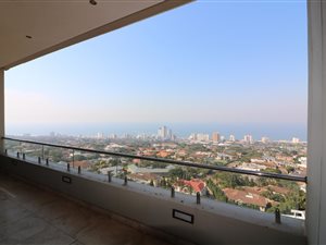 3 Bed Apartment in Herrwood Park