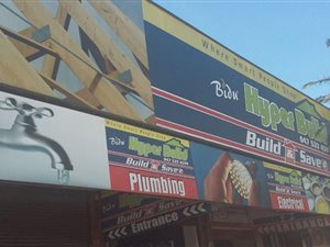 875 m² Commercial space in Mthata
