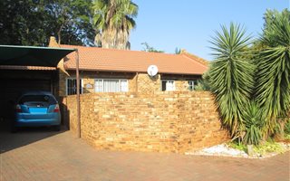 3 Bedroom Townhouse in Safarituine