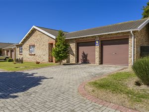 3 Bed Townhouse in Lorraine