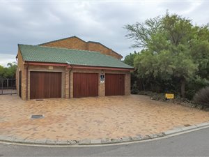 5 Bed House in Goedehoop