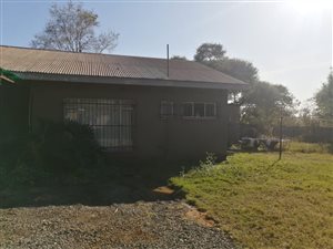 4.2 ha Farm in Kroondal