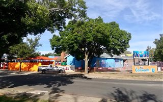 Commercial space in Dan Pienaar