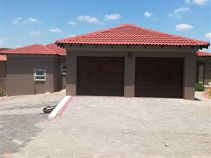 4 Bed House in Lady Selborne
