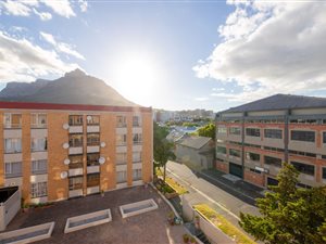 1 Bed Apartment in Observatory
