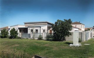 3 Bedroom House in Brackenfell Central