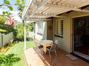 3 Bed Townhouse in Sundowner