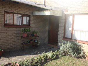 2 Bed Duplex in Fields Hill