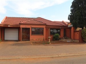 3 Bed House in Lenasia