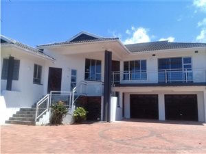 3 Bed House in Stanger Manor