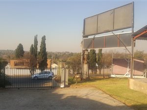 600 m² Commercial space in Northcliff