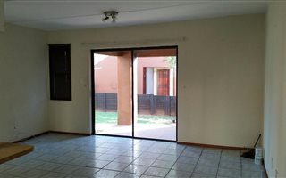 2 Bedroom Townhouse in Bromhof