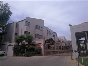 3 Bed Apartment in Hyde Park